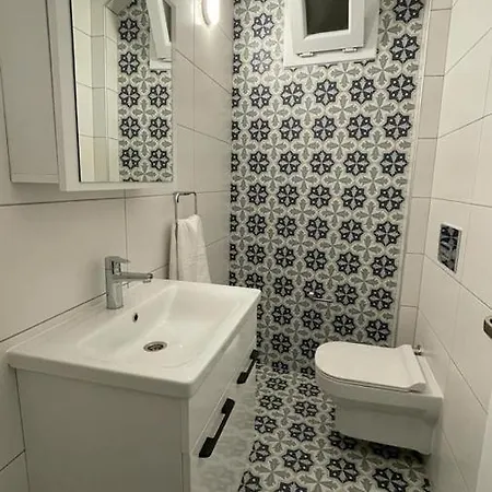 Ln Suites 페티예